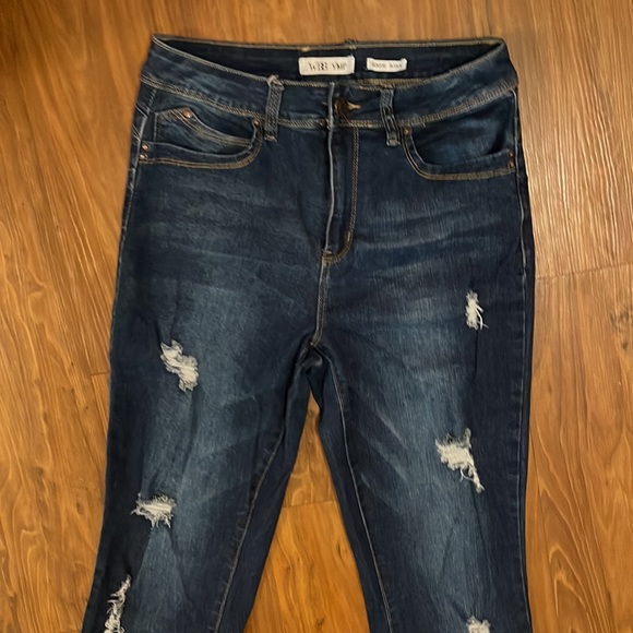 ☃️BOGO50%☃️ 🆕💙YMI: WBB WannaBettaButt Super Flare Jeans 11/30 - Picture 8 of 12